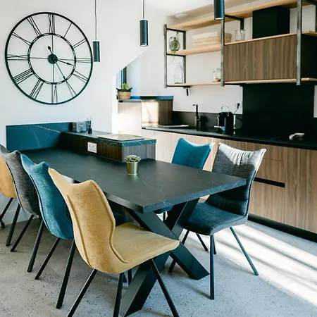 Vakantiehuis Maison Spacieuse Et Jardin Proche Soulages Wisdhomeconciergerie Rodez