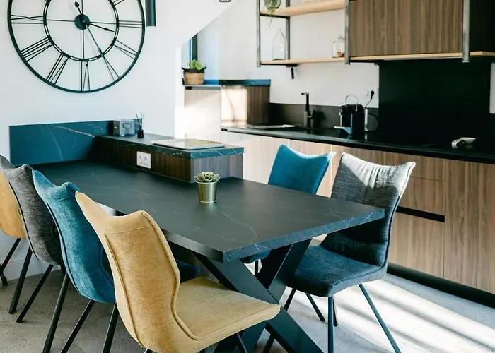 Hébergement de vacances Maison Spacieuse Et Jardin Proche Soulages Wisdhomeconciergerie Rodez